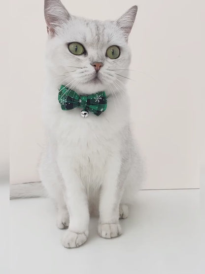 Christmas bow tie for dog and cat